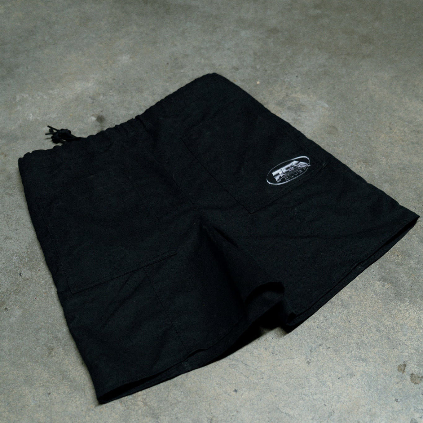 BLACK SHORT