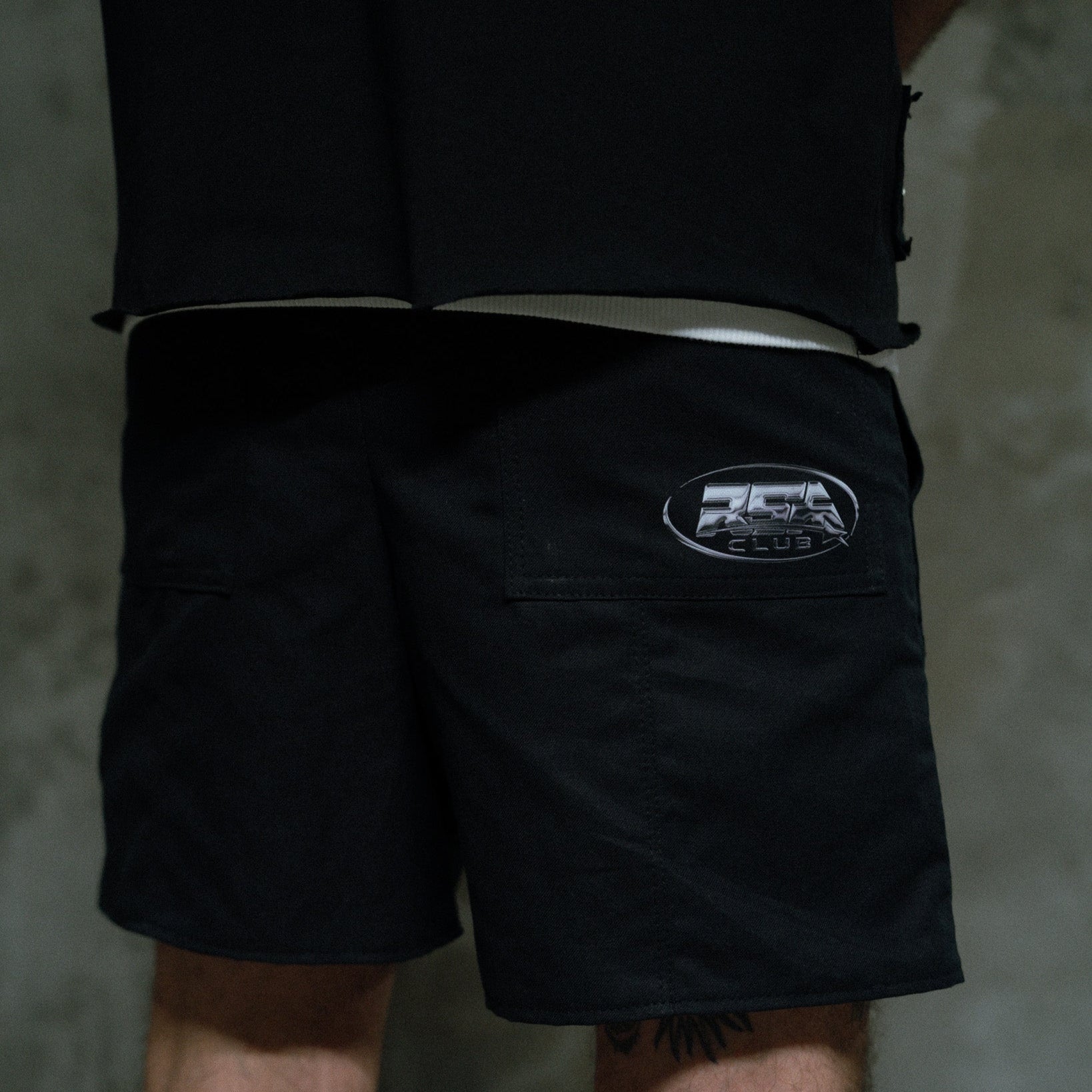 BLACK SHORT
